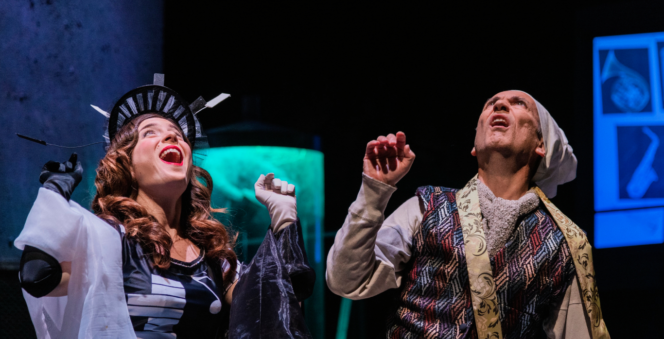 siopi_o_vasilias_akouei_silence_the_king_is_listening_gnotv_gallery5