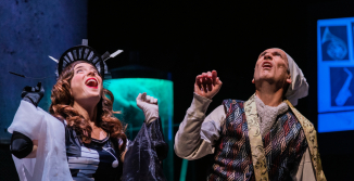 siopi_o_vasilias_akouei_silence_the_king_is_listening_gnotv_gallery5